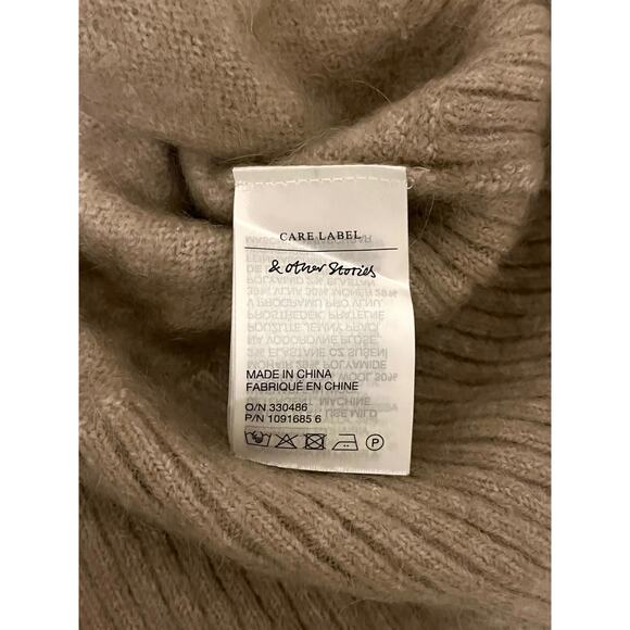 & Other Stories Mockneck Sweater - Picture 8 of 10